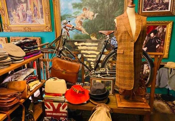 How to Add a Touch of Vintage to Every Outfit