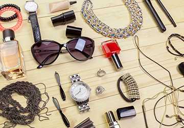 How to Accessorize Any Outfit